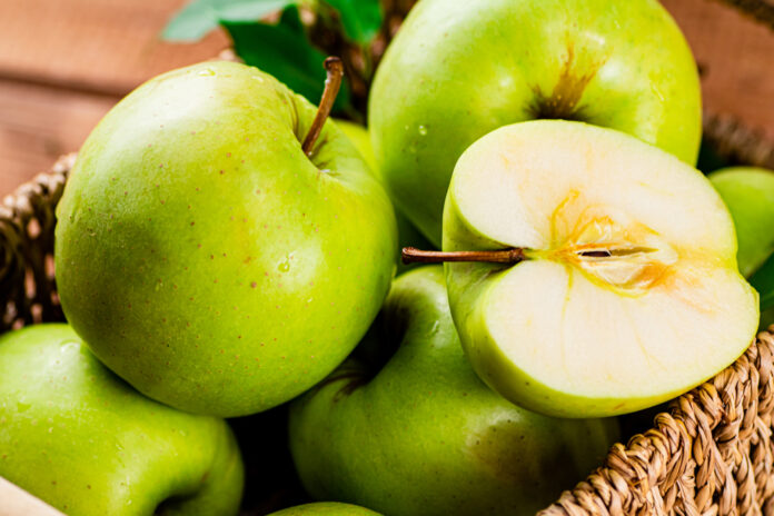 Benefits of Eating Green Apples, Green Apple Benefits