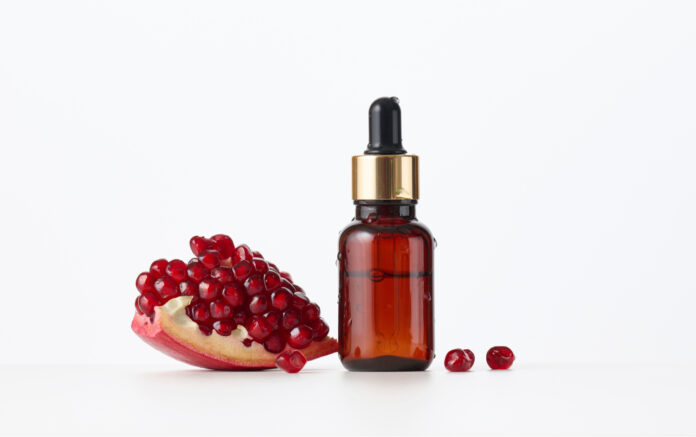 Pomegranate Seed Oil Benefits for Skin